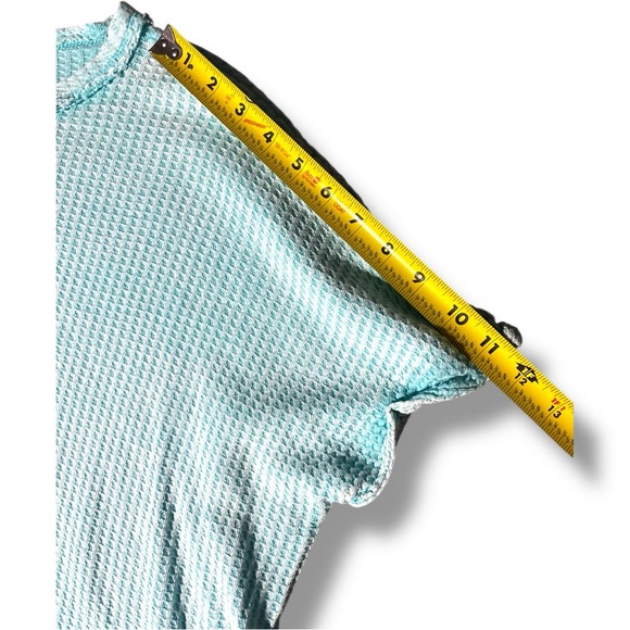 Zenana Women's Small/Medium Aqua Blue Knit Short Sleeve Distressed Crewneck Top - Picture 12 of 16